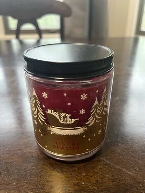 Bath & Body Works Red and Gold 'Tis The Season Holiday Candle Jar